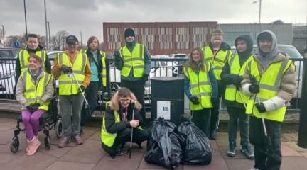 Carlisle College students litter pick